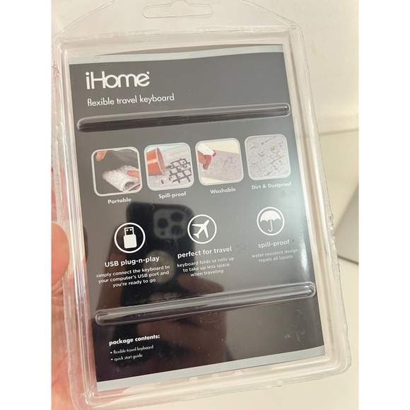 iHome Flexible Travel Keyboard White USB Spill Proof Roll Up IH-K260W NEW - Picture 4 of 5